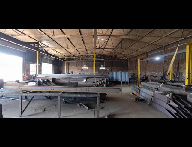 INDUSTRIAL PROPERTY TO RENT IN SILVERTON